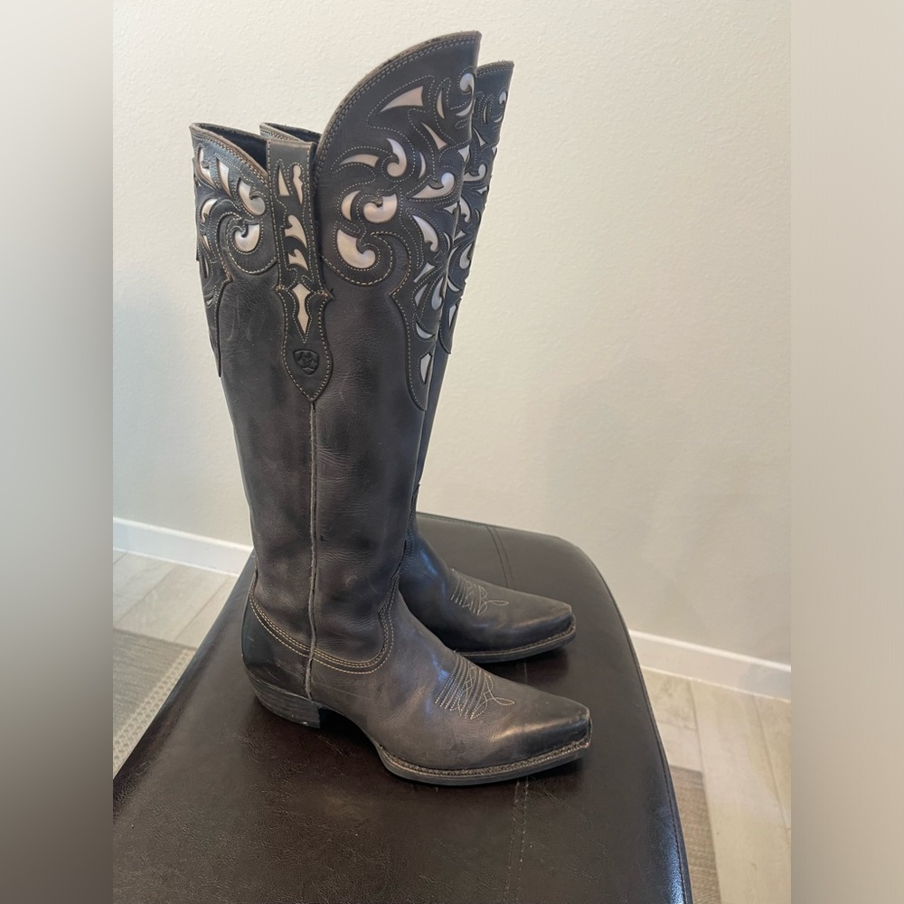 Ariat Tall Hacienda western cowboy cowgirl Boots Size 9 B